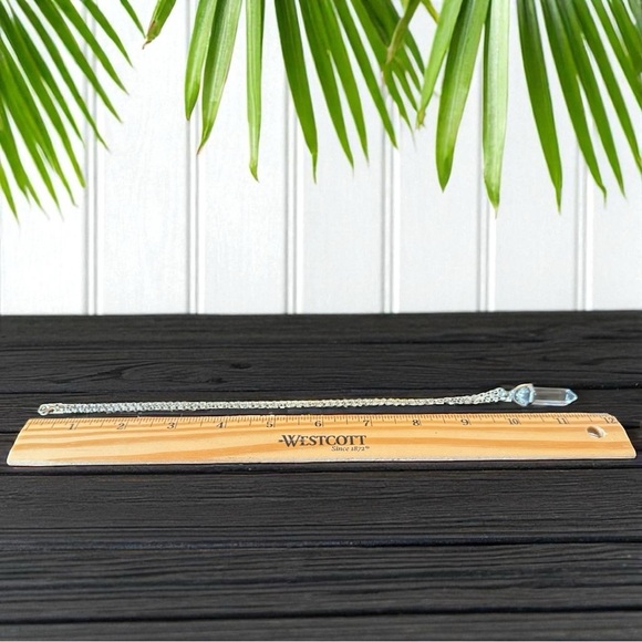 Clear Glass Crystal Point Necklace – Silver Tone Chain – Boho, Witch - Picture 6 of 7